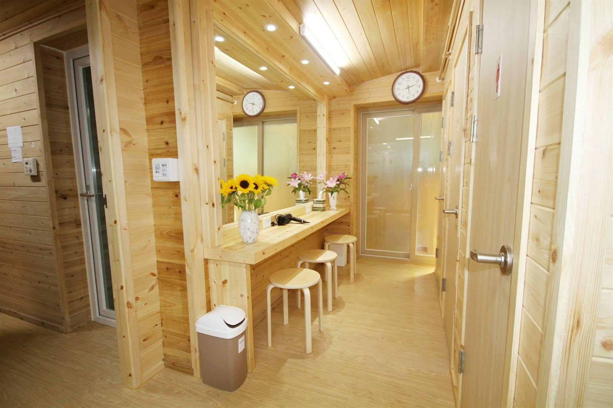 Cheongdam Ladies Guesthouse In Seoul Eksteriør bilde